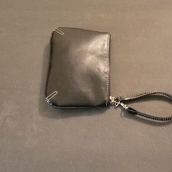 BLACK LEATHER WOMEN"S WHISTLE WALLET - Picture 13 of 14